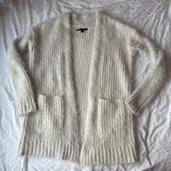 Cyrus Cream Women's Cardigan Sweater Fluffy - Picture 1 of 7